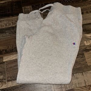 Champion women’s sweatpants 
Size XL